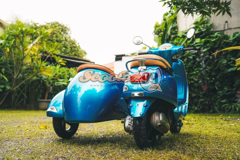 Vespa LX150 Blue Sidecar 3